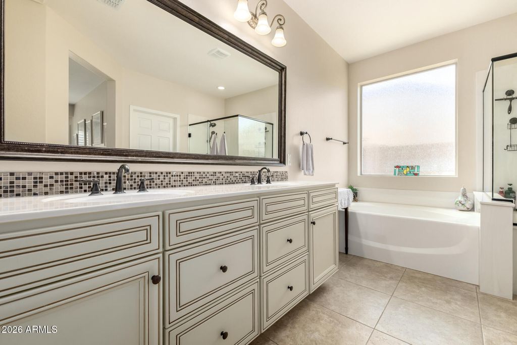 Image 19 of property listing at 4786 W NOGALES Way, Eloy, AZ 85131