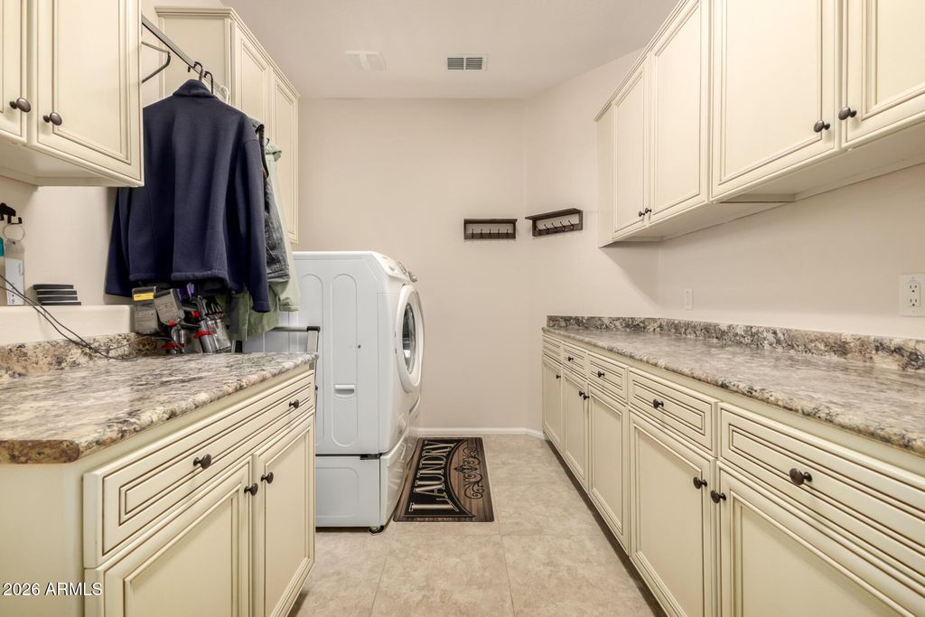 Image 30 of property listing at 4786 W NOGALES Way, Eloy, AZ 85131