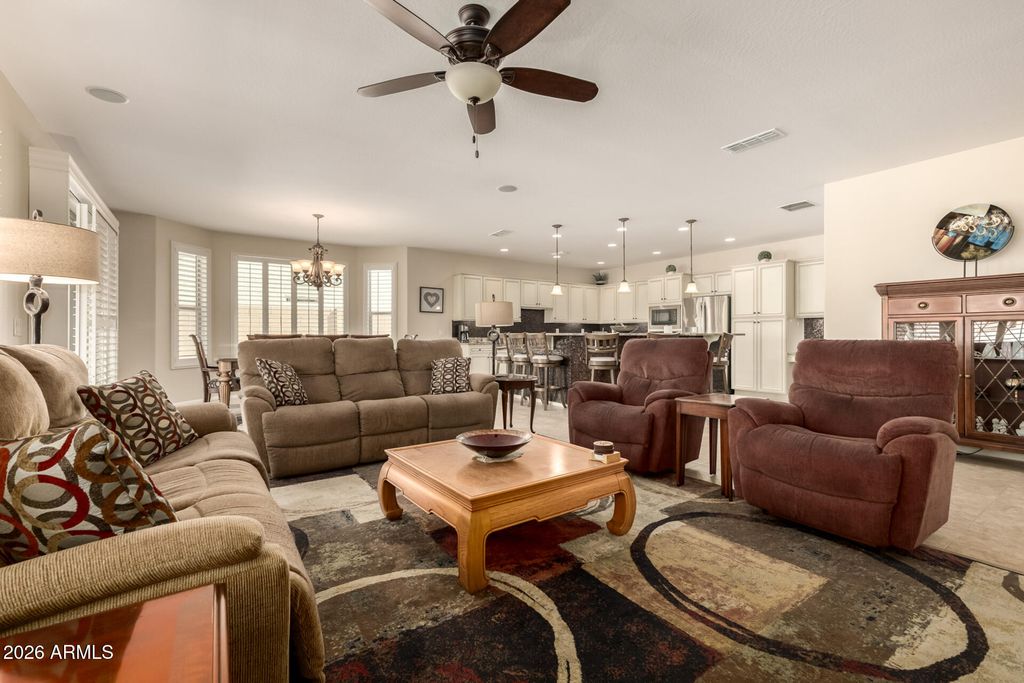 Image 9 of property listing at 4786 W NOGALES Way, Eloy, AZ 85131