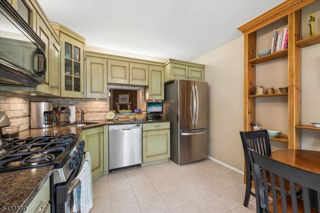 276 Penns Way, Bernards Twp., NJ 07920