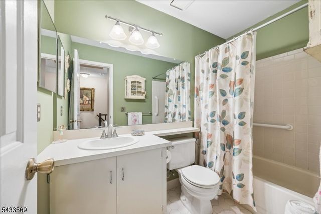 276 Penns Way, Bernards Twp., NJ 07920