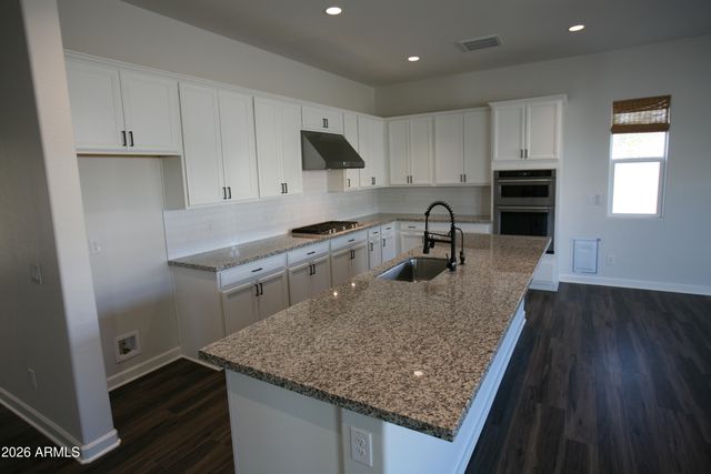 35241 N COVELITE Way, San Tan Valley, AZ 85144