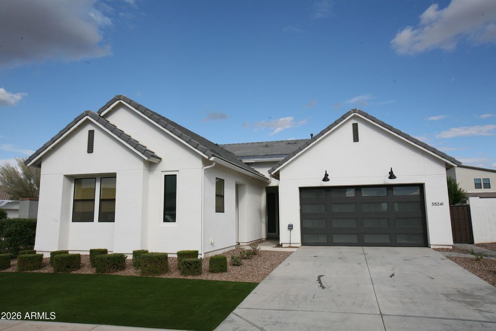35241 N COVELITE Way, San Tan Valley, AZ 85144