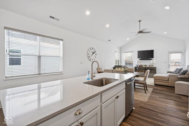 6044 Medina Spirit Drive, Indianapolis, IN 46237