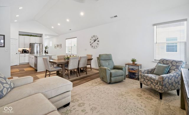 6044 Medina Spirit Drive, Indianapolis, IN 46237