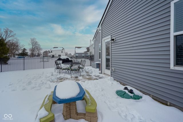 6044 Medina Spirit Drive, Indianapolis, IN 46237