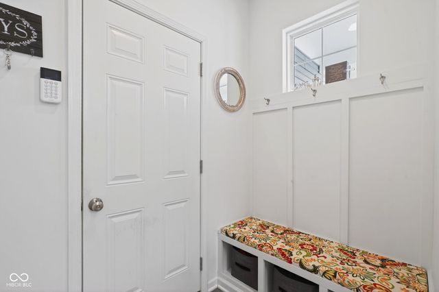 6044 Medina Spirit Drive, Indianapolis, IN 46237