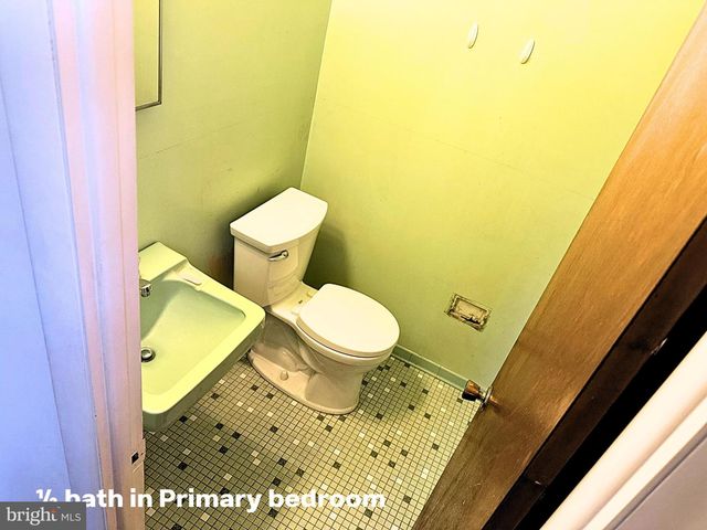 6710 MCKELDIN DR, Suitland, MD 20746