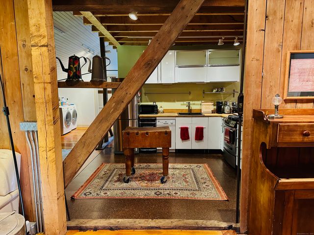 705 Al Harvey Road, Stonington, CT 06378