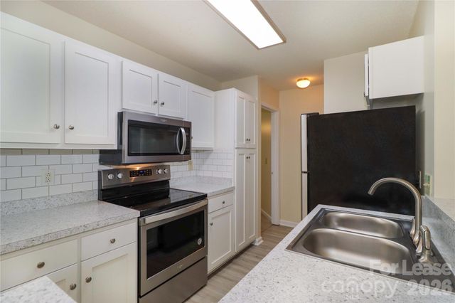 155 Green Dragon Court, Mooresville, NC 28115