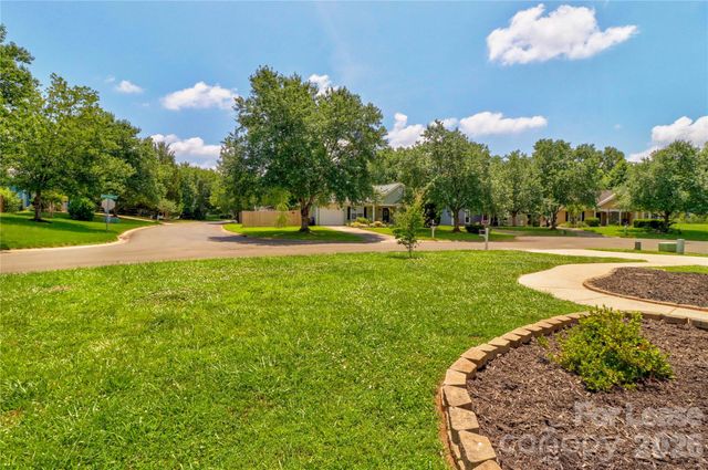 155 Green Dragon Court, Mooresville, NC 28115