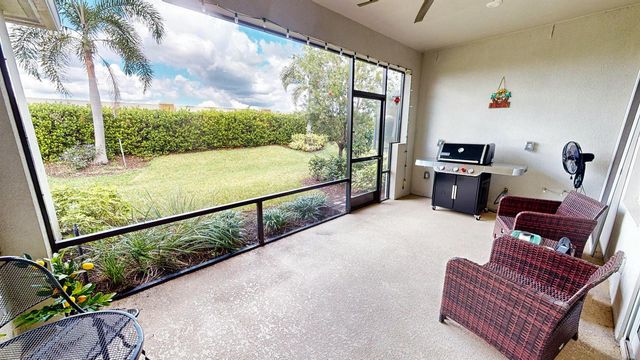 9592 SW Royal Poinciana Drive, Port St. Lucie, FL 34987