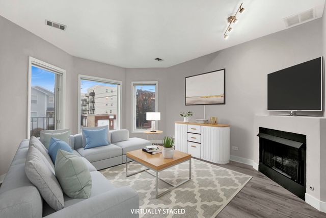 2413 W Polk Street 2, Chicago, IL 60612