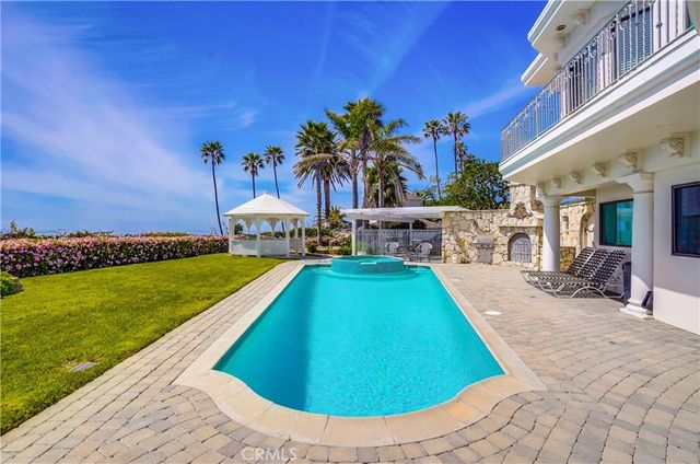 2045 W Paseo Del Mar, San Pedro, CA 90732