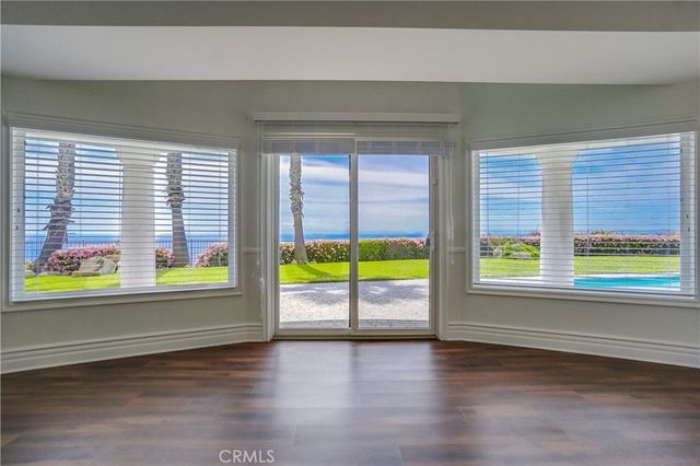 2045 W Paseo Del Mar, San Pedro, CA 90732