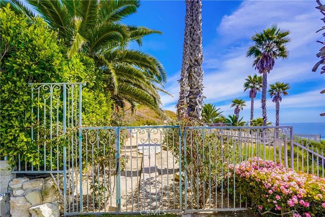2045 W Paseo Del Mar, San Pedro, CA 90732