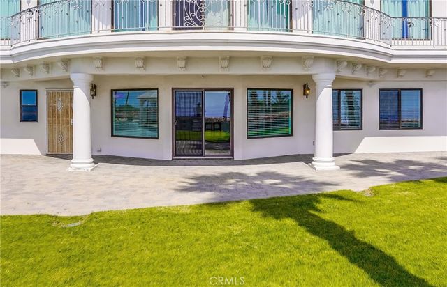 2045 W Paseo Del Mar, San Pedro, CA 90732