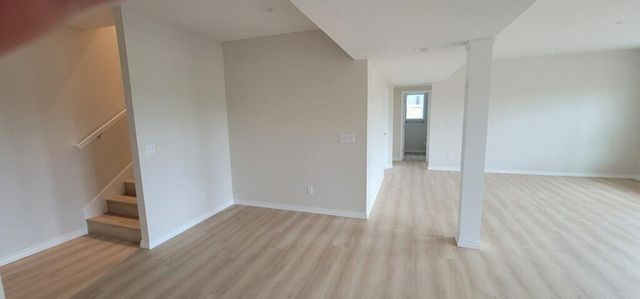 675 W Castor Loop, Nixa, MO 65714