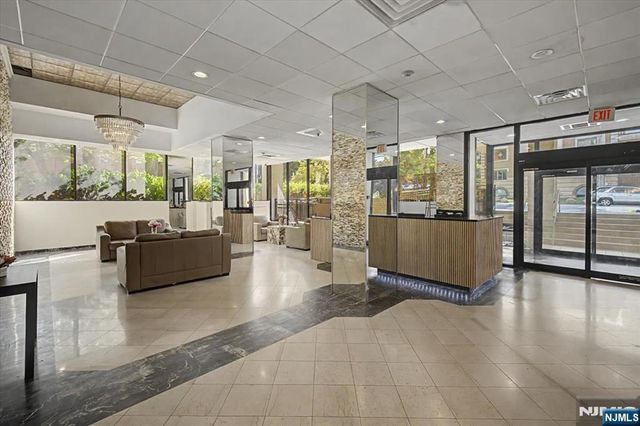 1600 Center Avenue 1 A, Fort Lee, NJ 07024