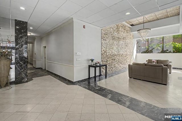 1600 Center Avenue 1 A, Fort Lee, NJ 07024