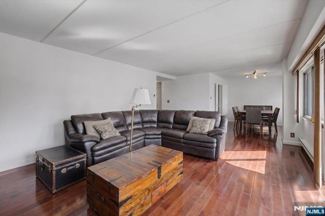 1600 Center Avenue 1 A, Fort Lee, NJ 07024
