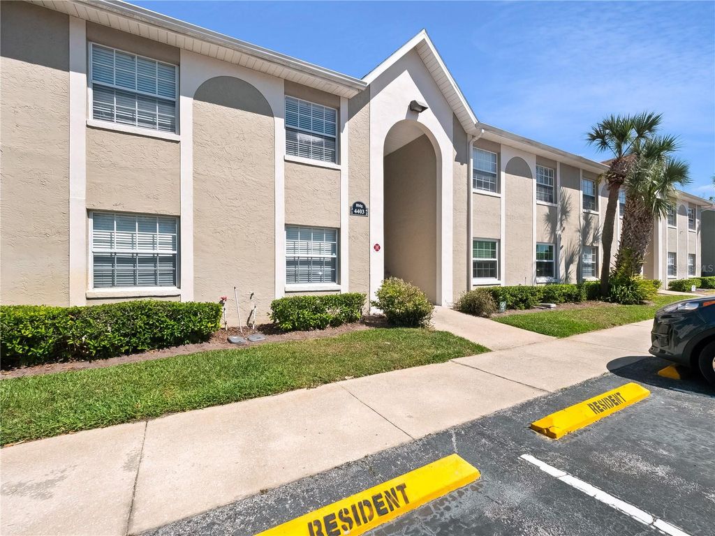 Image 2 of property listing at 4403 HECTOR COURT 3, Orlando, FL 32822