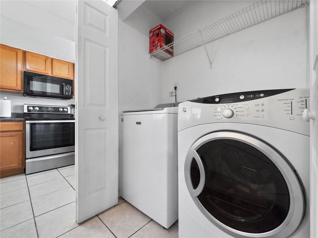 Image 13 of property listing at 4403 HECTOR COURT 3, Orlando, FL 32822