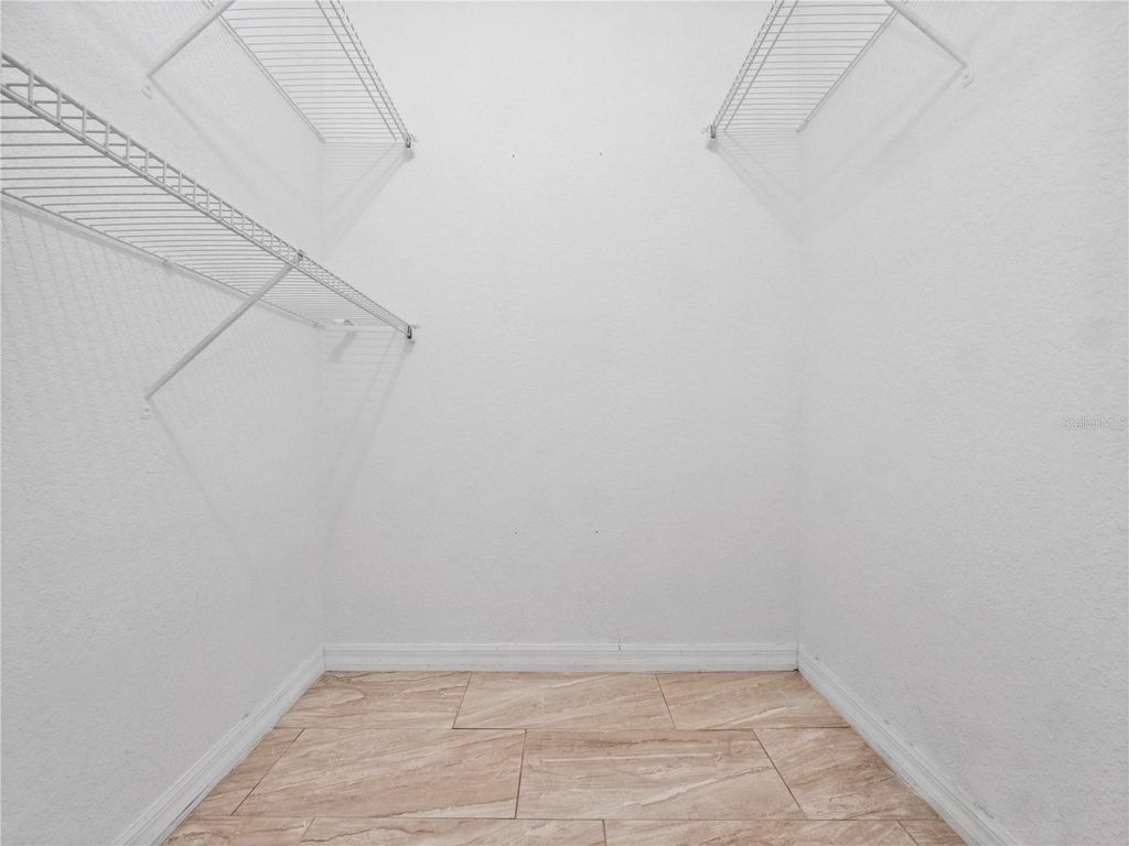 Image 19 of property listing at 4403 HECTOR COURT 3, Orlando, FL 32822