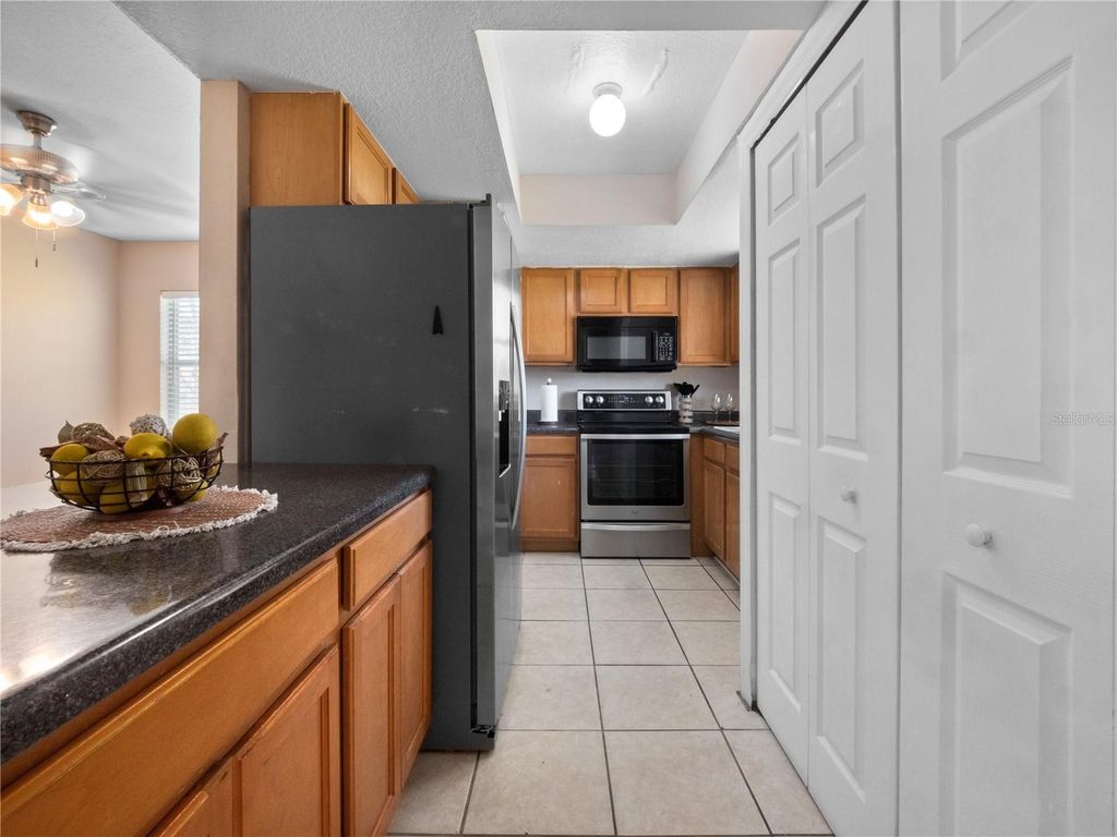 Image 10 of property listing at 4403 HECTOR COURT 3, Orlando, FL 32822