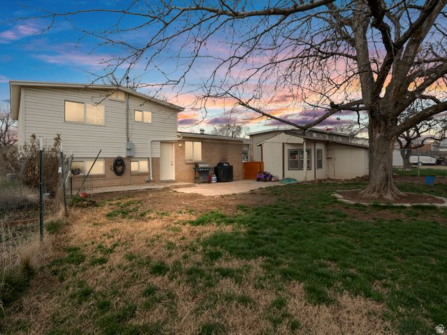 1419 S MARILYN DR, Syracuse, UT 84075