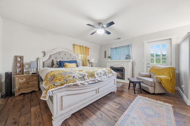 20066 Dawn Ridge Dr, Jackson, CA 95642