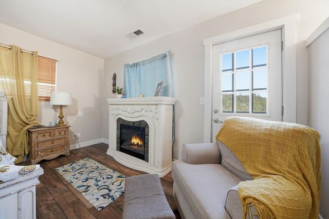 20066 Dawn Ridge Dr, Jackson, CA 95642