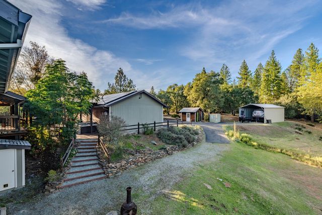 20066 Dawn Ridge Dr, Jackson, CA 95642