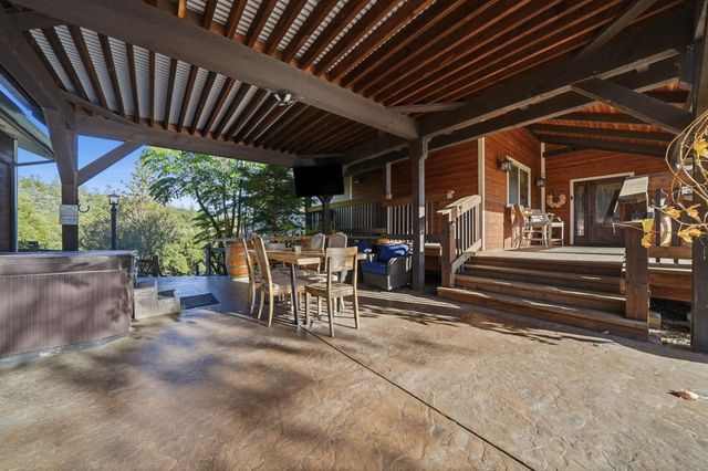 20066 Dawn Ridge Dr, Jackson, CA 95642