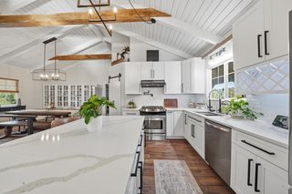 20066 Dawn Ridge Dr, Jackson, CA 95642