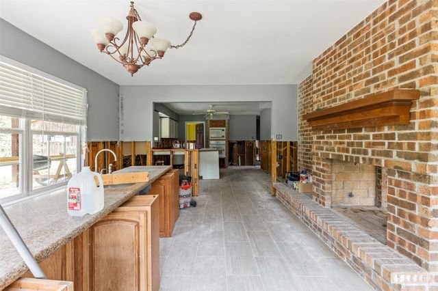 23515 Cardinal Dr, Hockley, TX 77447