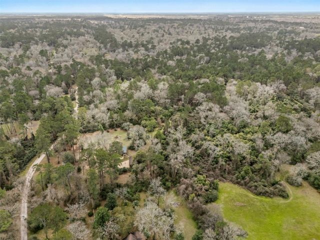 23515 Cardinal Dr, Hockley, TX 77447