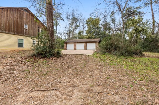 23515 Cardinal Dr, Hockley, TX 77447