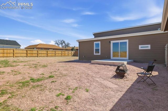 279 W Acorn Drive, Pueblo, CO 81007