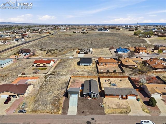 279 W Acorn Drive, Pueblo, CO 81007