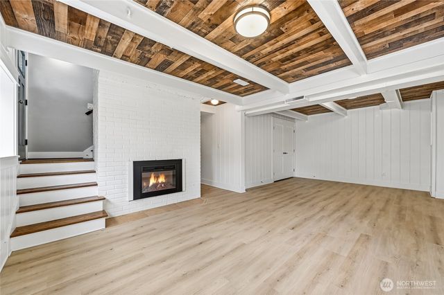 3872 139th Avenue SE, Bellevue, WA 98006