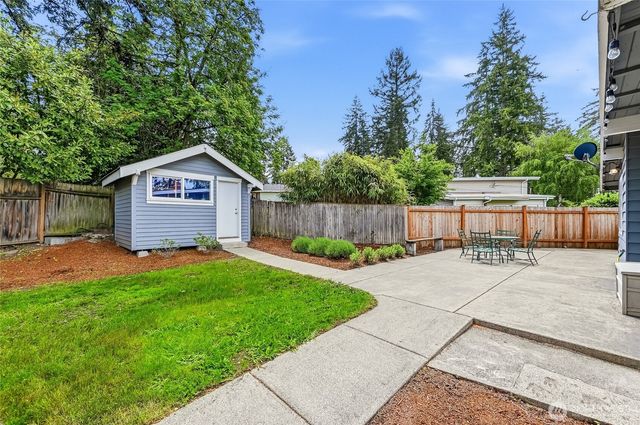 3872 139th Avenue SE, Bellevue, WA 98006