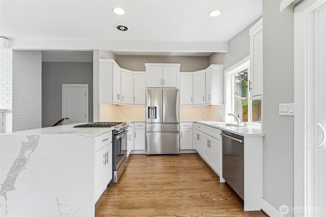 3872 139th Avenue SE, Bellevue, WA 98006