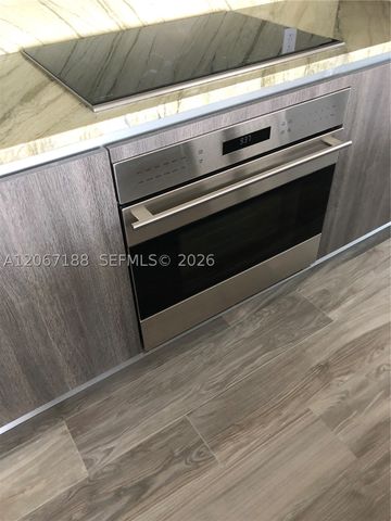 801 S Miami Ave 1705, Miami, FL 33131