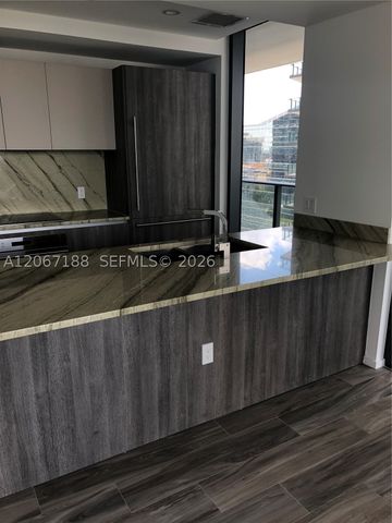 801 S Miami Ave 1705, Miami, FL 33131