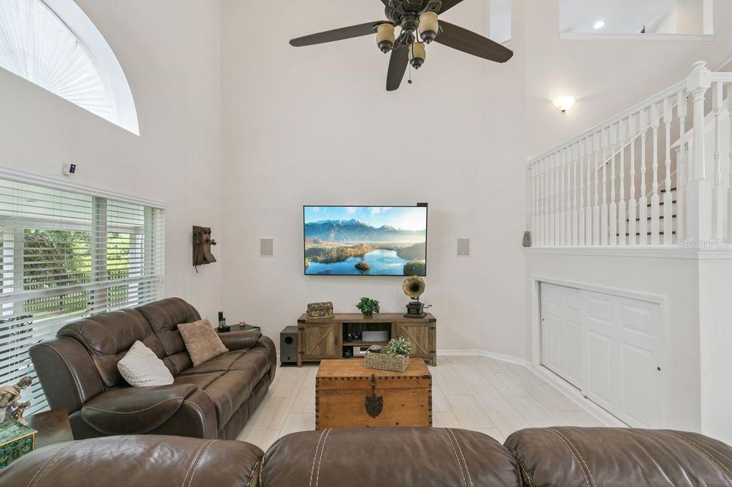 Image 15 of property listing at 9966 HIDDEN DUNES LANE, Orlando, FL 32832