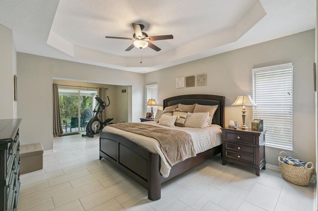 Image 25 of property listing at 9966 HIDDEN DUNES LANE, Orlando, FL 32832