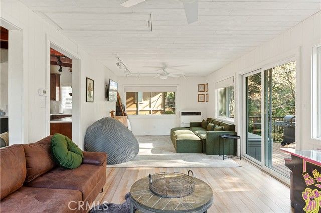 576 Kuffel Canyon, Lake Arrowhead, CA 92352