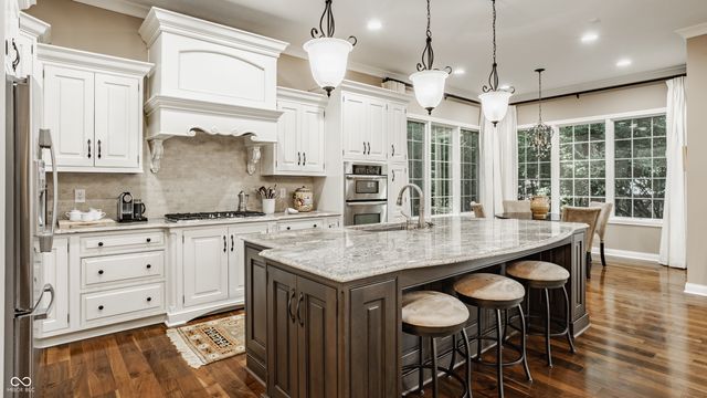 985 Oscar Lane, Carmel, IN 46032