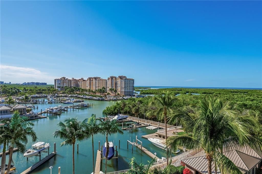 13675 Vanderbilt DR 707, NAPLES, FL 34110 — exterior